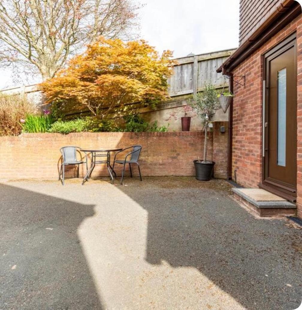 1 Bedroom Self Contained Separate Annexe In Exeter Ide ภายนอก รูปภาพ